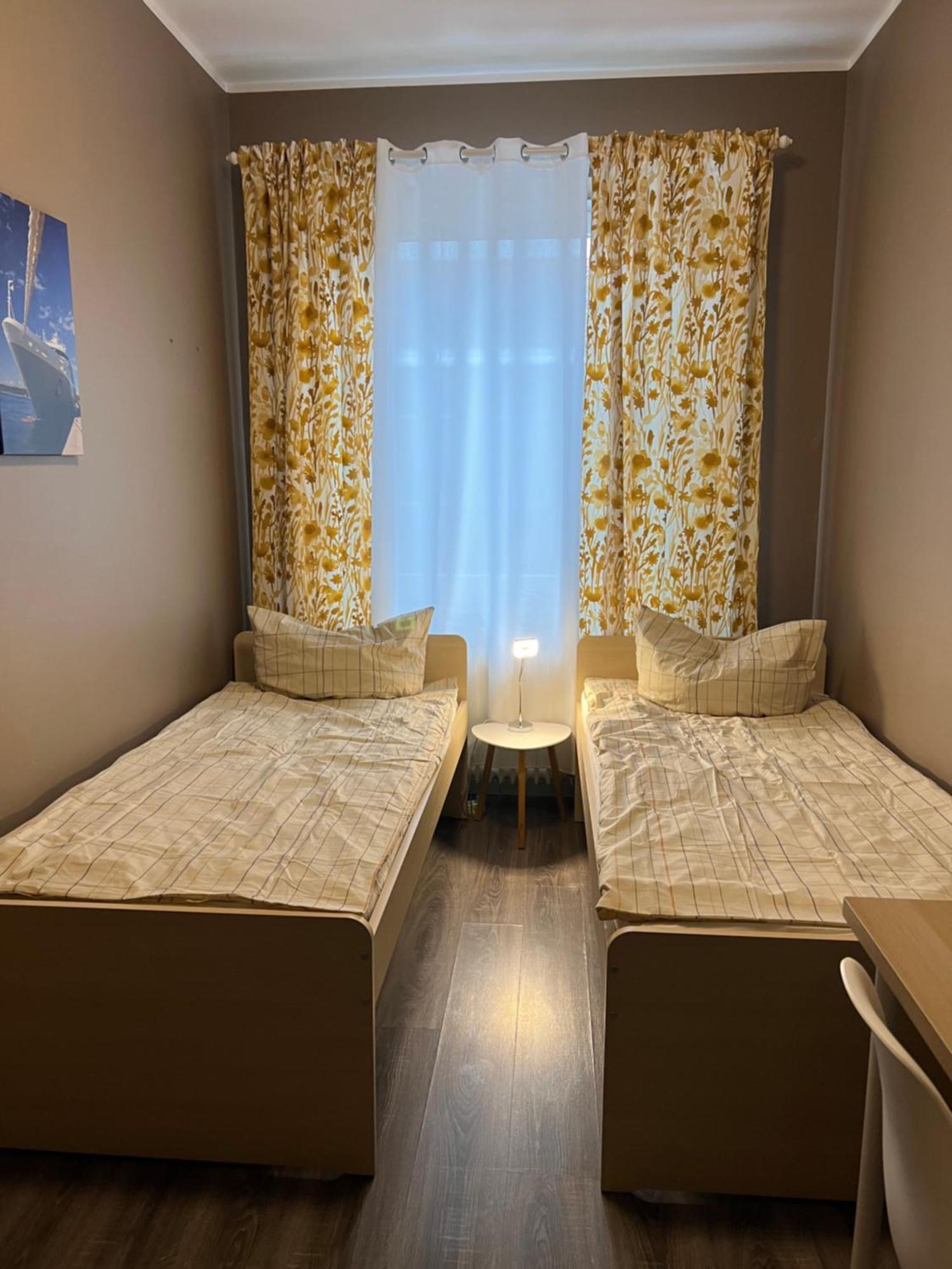 Arsi Hostel Гамбург Экстерьер фото